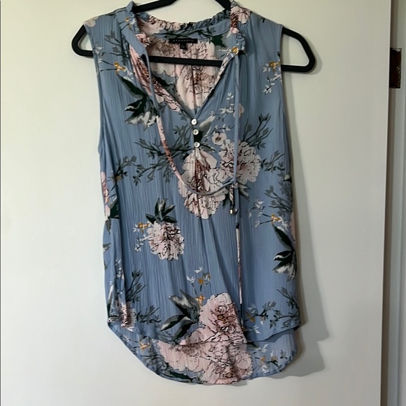 Staccato Tops - Staccato Sleeveless Floral Blouse - Blue and Pink